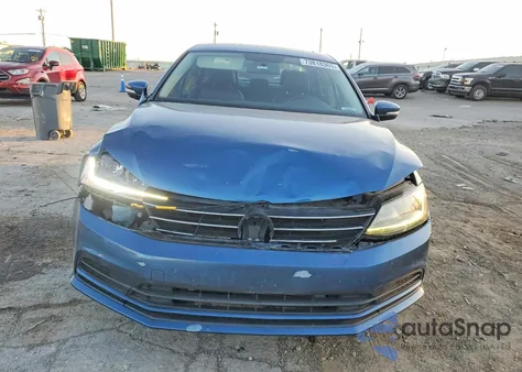 2017 Volkswagen Jetta Se z USA, uszkodzony, nr VIN 3VWDB7AJ3HM328417